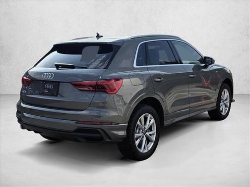 2025 Audi Q3 Premium 45 TFSI S line quattro Tiptronic