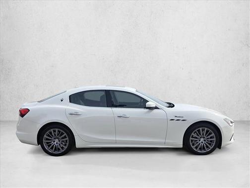 2022 Maserati Ghibli Modena