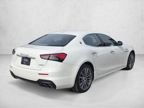 2022 Maserati Ghibli Modena