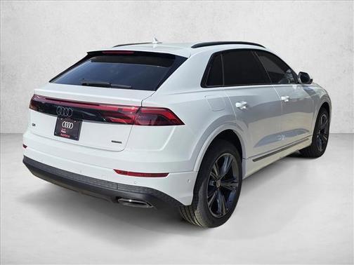 2026 Audi Q8 55 Premium