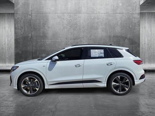 2025 Audi Q4 e-tron Premium Plus 55 quattro