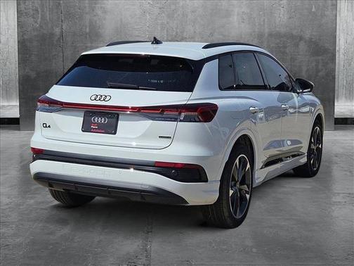 2025 Audi Q4 e-tron Premium Plus 55 quattro