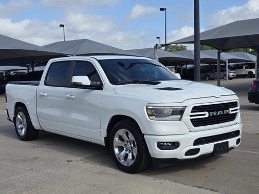 Bright White Clearcoat 2023 RAM 1500 Laramie