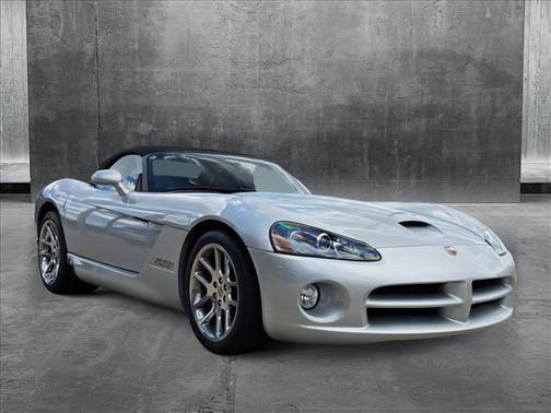 2005 Dodge Viper SRT10