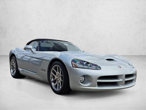 2005 Dodge Viper SRT10