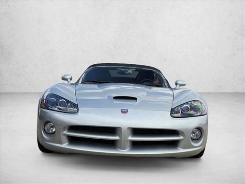 2005 Dodge Viper SRT10