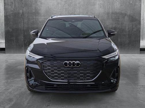 2025 Audi Q4 e-tron Premium Plus 55 quattro