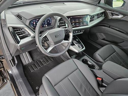 2025 Audi Q4 e-tron Premium Plus 55 quattro