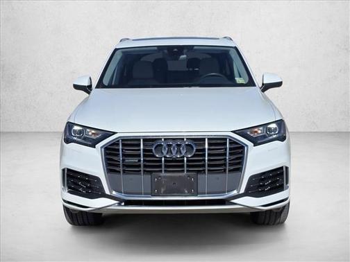 2022 Audi Q7 55 Premium