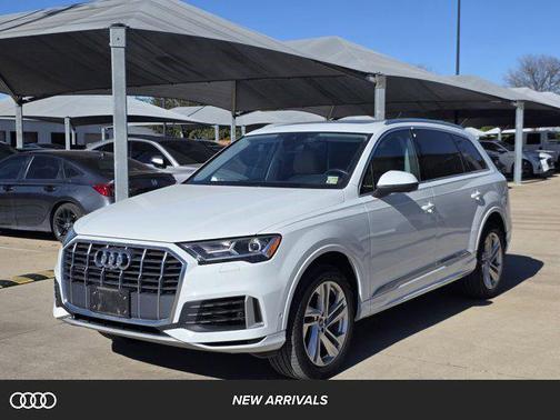 2022 Audi Q7 55 Premium