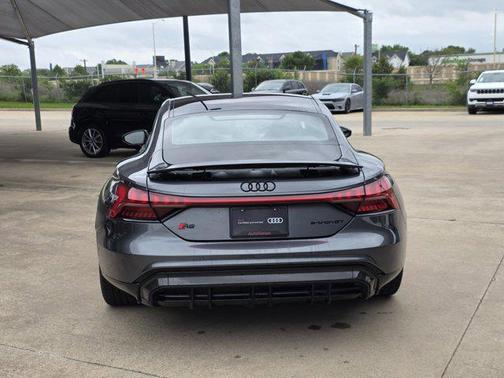 2023 Audi RS e-tron GT quattro