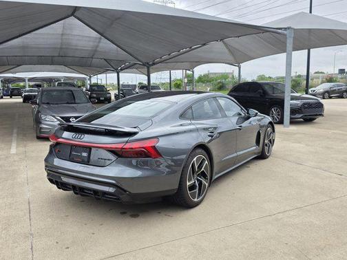 2023 Audi RS e-tron GT quattro