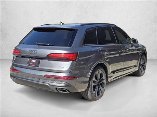 2026 Audi Q7 55 Premium Plus