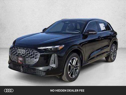 Mythos Black Metallic 2025 Audi Q5 Premium TFSI quattro S tronic