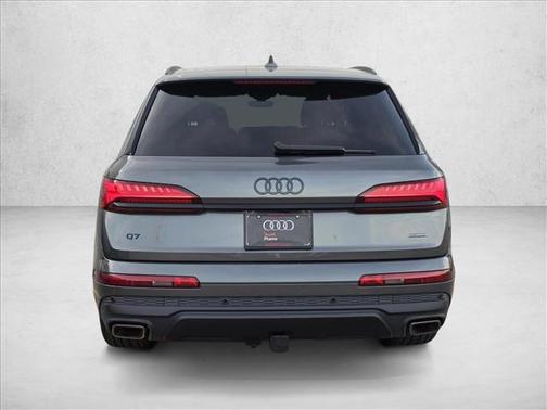 2026 Audi Q7 55 Premium Plus