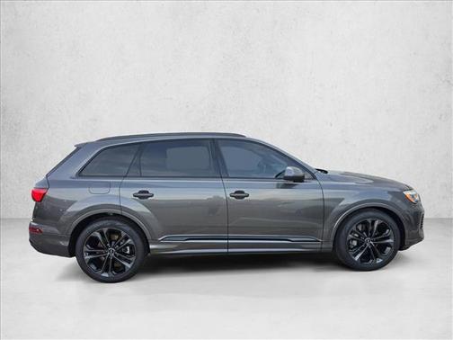 2026 Audi Q7 55 Premium Plus