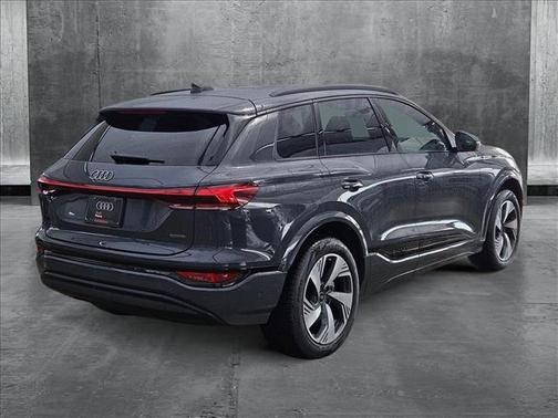 2025 Audi Q6 e-tron Premium Plus quattro