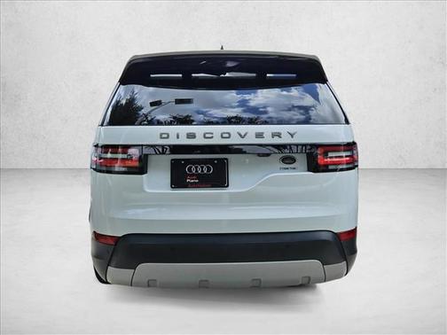 Yulong White Metallic 2019 Land Rover Discovery HSE