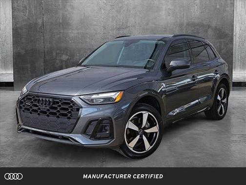 2022 Audi Q5 45 S line Premium Plus