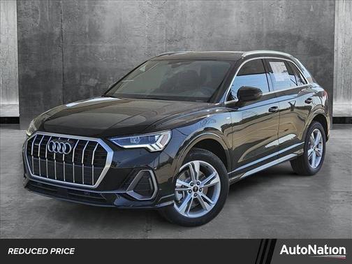 2024 Audi Q3 45 S line Premium Plus