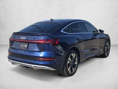 2022 Audi e-tron Sportback S line Premium Plus