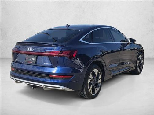 2022 Audi e-tron Sportback S line Premium Plus