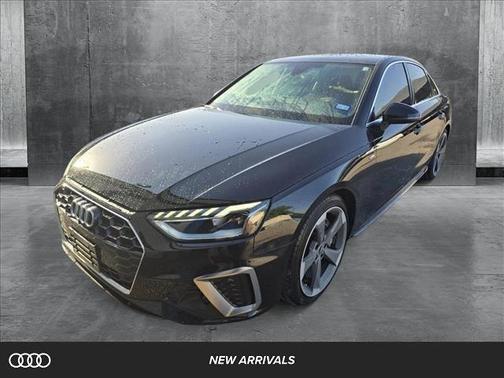 2022 Audi A4 45 S line Premium Plus