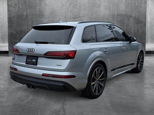 2023 Audi Q7 55 Prestige