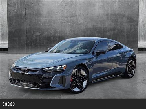 2022 Audi RS e-tron GT quattro