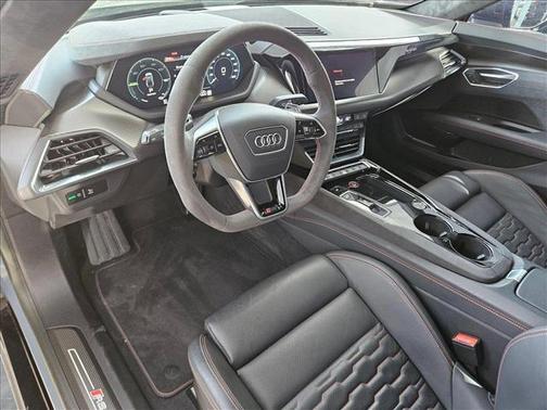 2022 Audi RS e-tron GT quattro