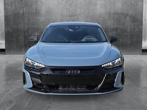 2022 Audi RS e-tron GT quattro