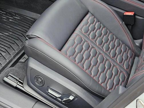 2025 Audi RS 6 Avant 4.0T