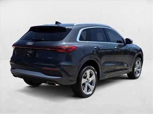 2025 Audi Q5 Premium Plus