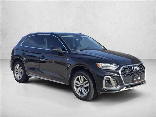 2023 Audi Q5 45 S line Premium
