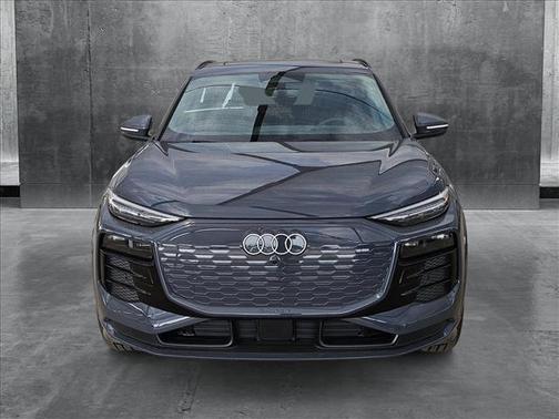 2025 Audi Q6 e-tron Prestige quattro