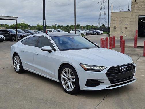 Glacier White Metallic 2023 Audi A7 Prestige 55 TFSI quattro S tronic