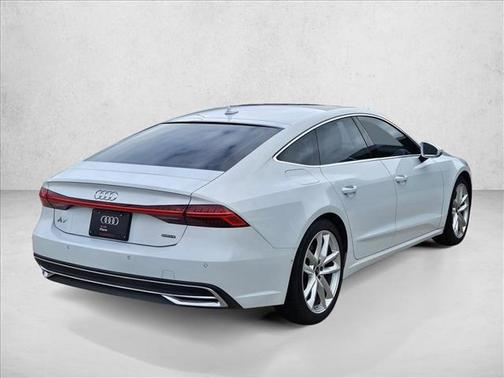 Glacier White Metallic 2023 Audi A7 Prestige 55 TFSI quattro S tronic