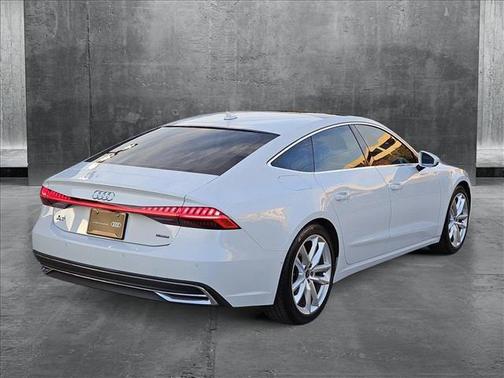 Glacier White Metallic 2023 Audi A7 Prestige 55 TFSI quattro S tronic