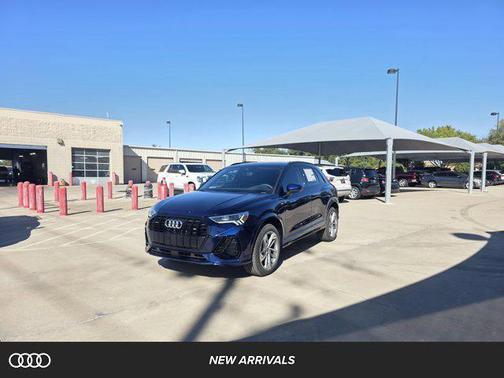 2025 Audi Q3 Premium 45 TFSI S line quattro Tiptronic