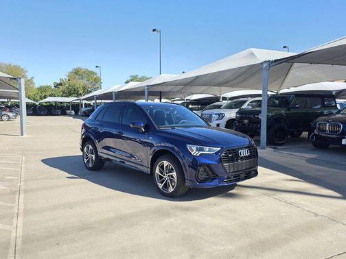 2025 Audi Q3 Premium 45 TFSI S line quattro Tiptronic