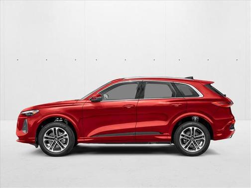 Grenadine Red Metallic 2026 Audi Q5 Premium Plus TFSI quattro S tronic