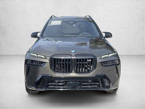2024 BMW X7 M60i