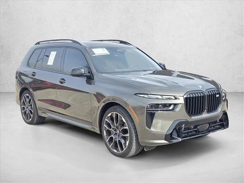 2024 BMW X7 M60i