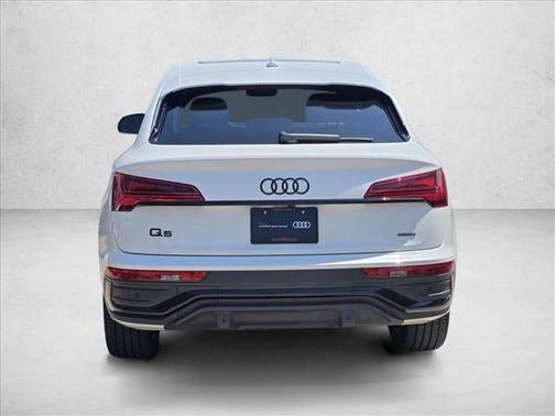 Ibis White 2023 Audi Q5 45 S line Premium Plus