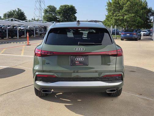 District Green Metallic 2026 Audi Q5 Premium Plus TFSI quattro S tronic