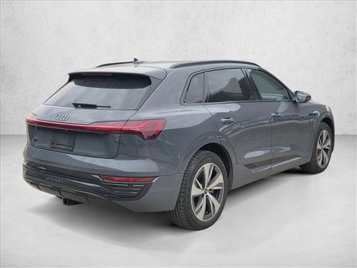 2024 Audi Q8 e-tron Premium