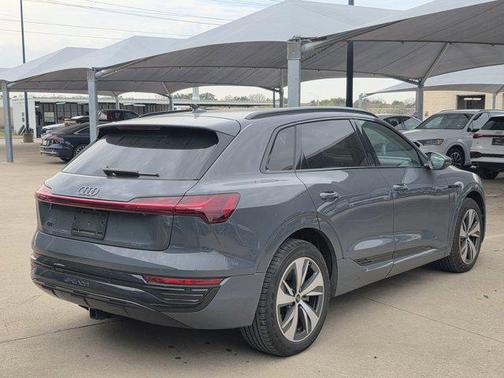 2024 Audi Q8 e-tron Premium