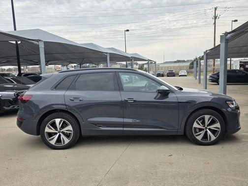 2024 Audi Q8 e-tron Premium