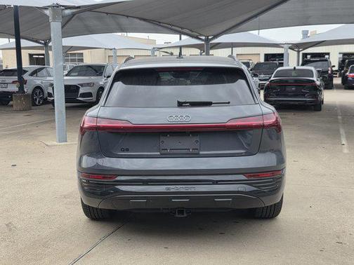 2024 Audi Q8 e-tron Premium