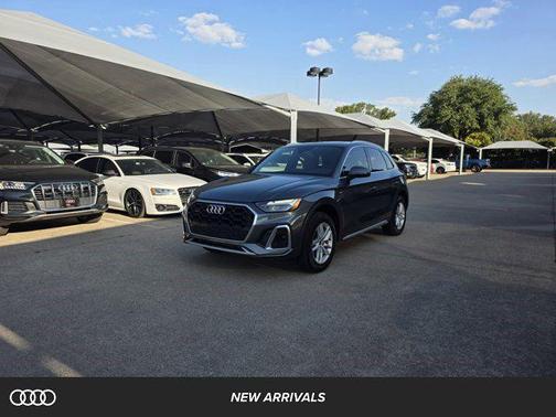 2023 Audi Q5 45 S line Premium